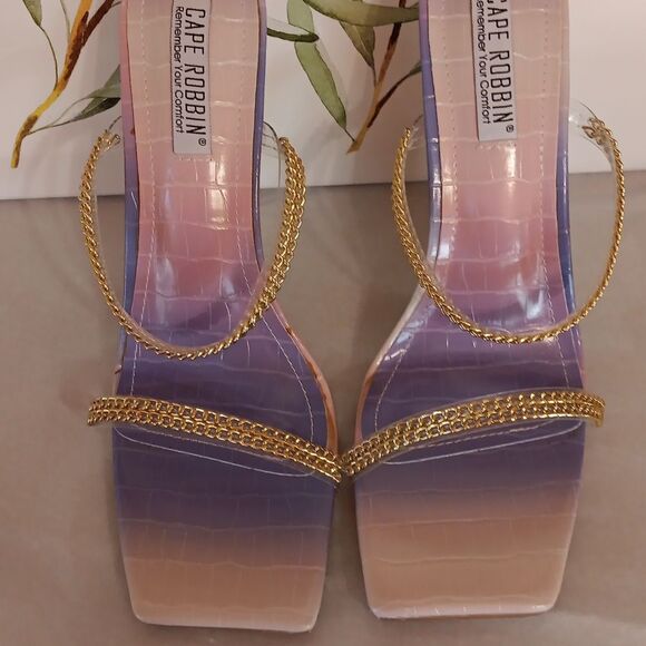 NEW. Cape Robbin Enya Elegant Gold Heel Stilettos With Chain Strap Heels - Picture 9 of 11